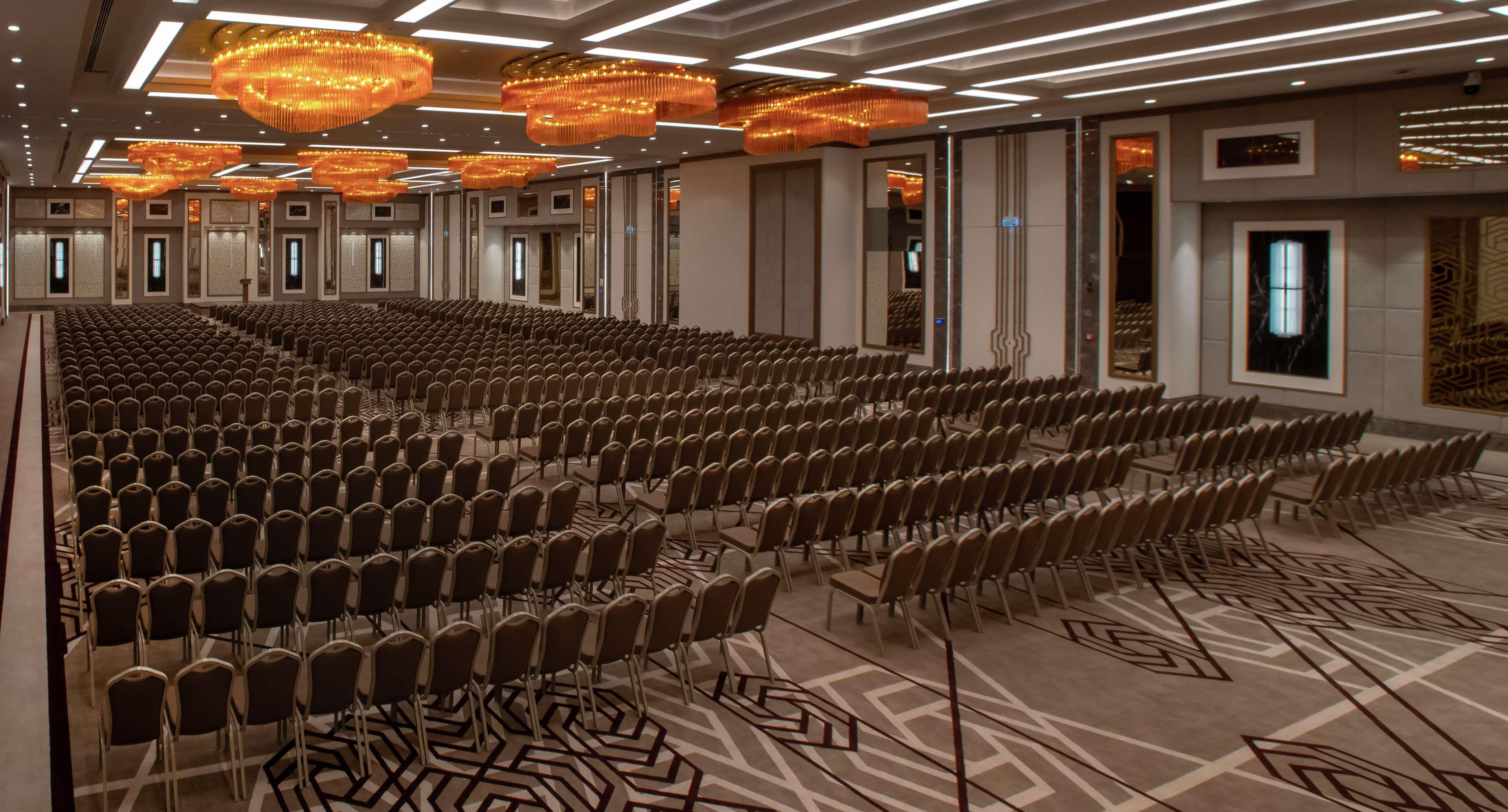 Hilton Istanbul Bakirkoy Hotel Business photo The Grand Ballroom