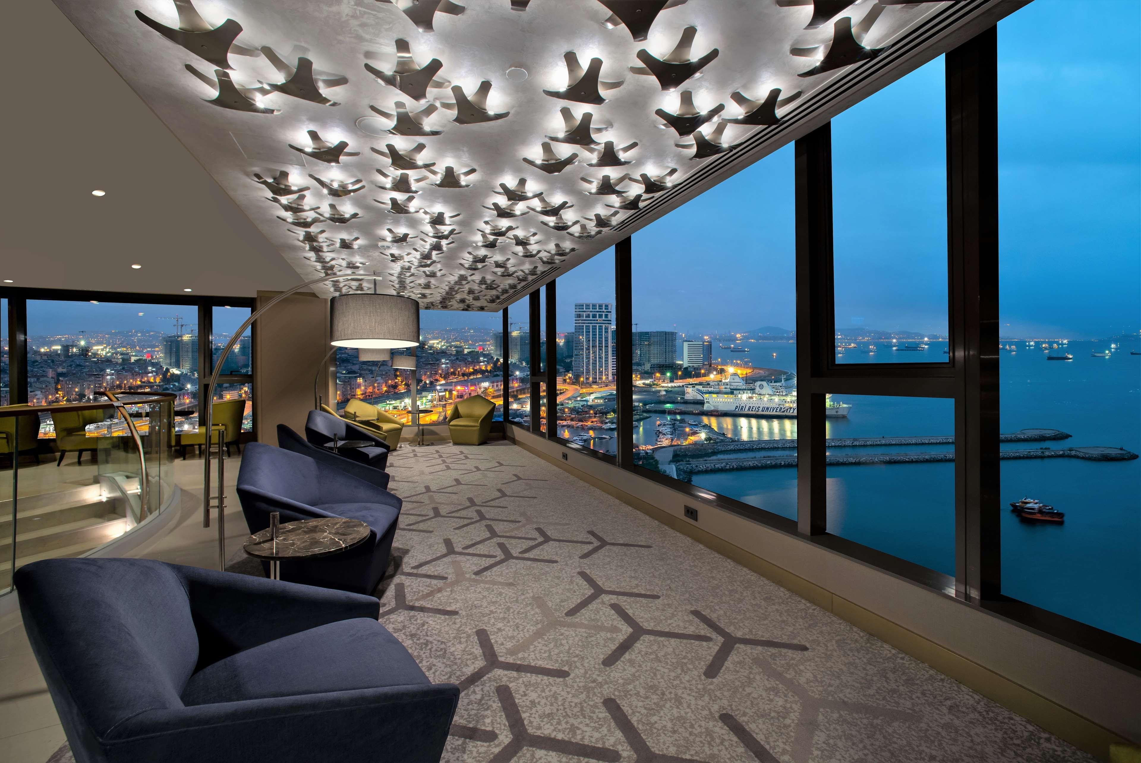 Hilton Istanbul Bakirkoy Hotel Exterior photo The Club Lounge at the Ritz-Carlton, Hong Kong