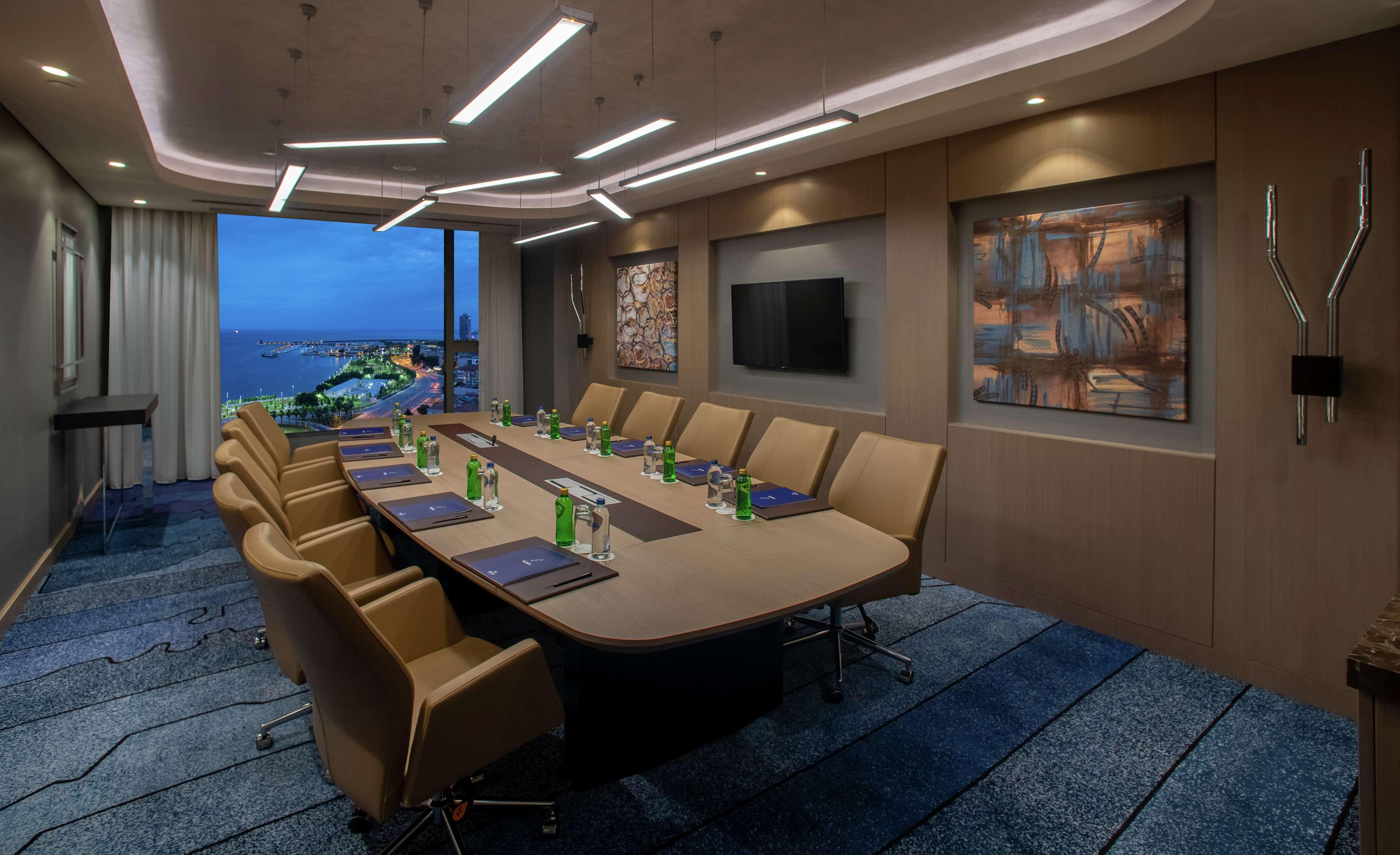 Hilton Istanbul Bakirkoy Hotel Exterior photo Boardroom