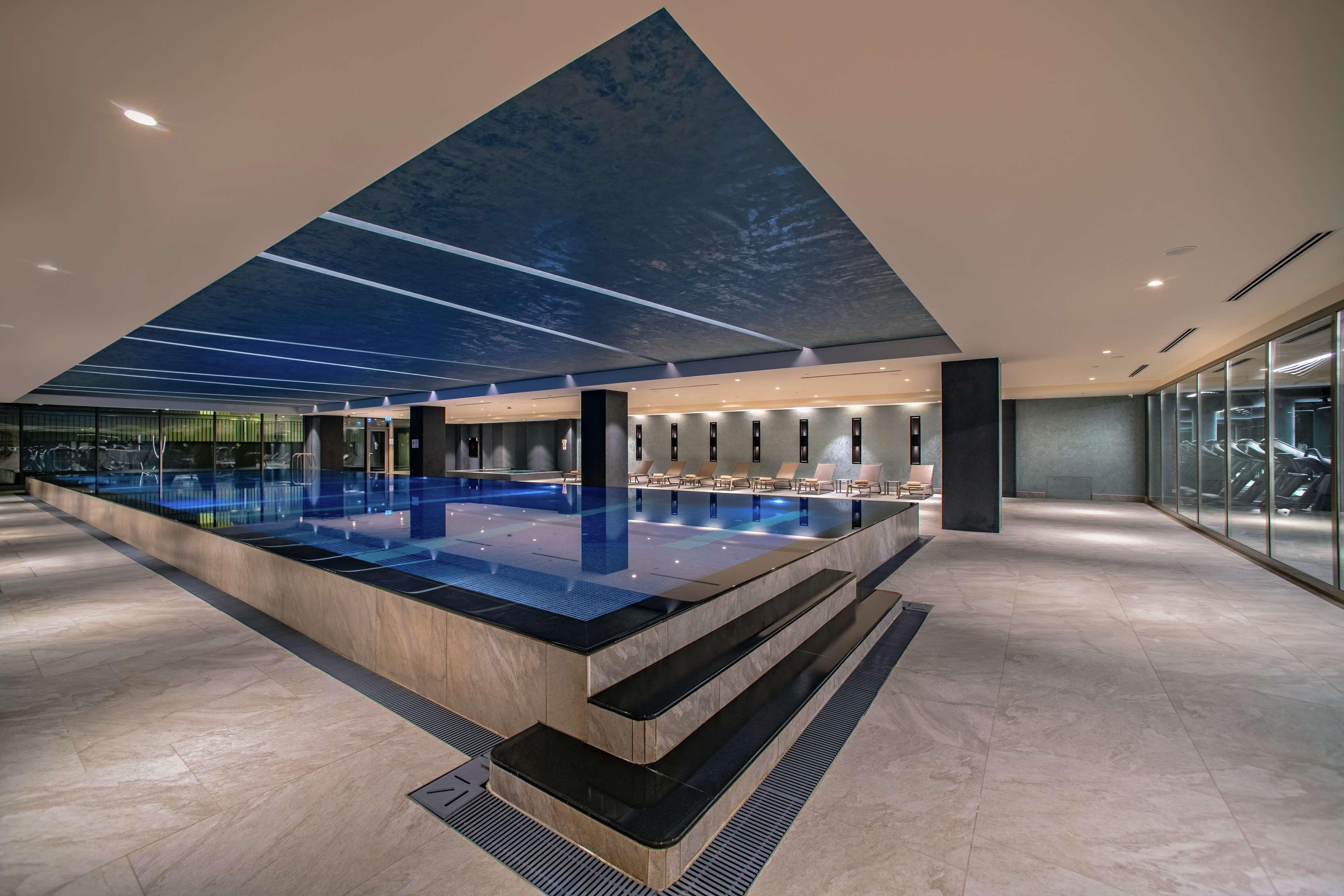 Hilton Istanbul Bakirkoy Hotel Exterior photo The swimming pool at the 2018-opened The Ritz-Carlton, DIFC