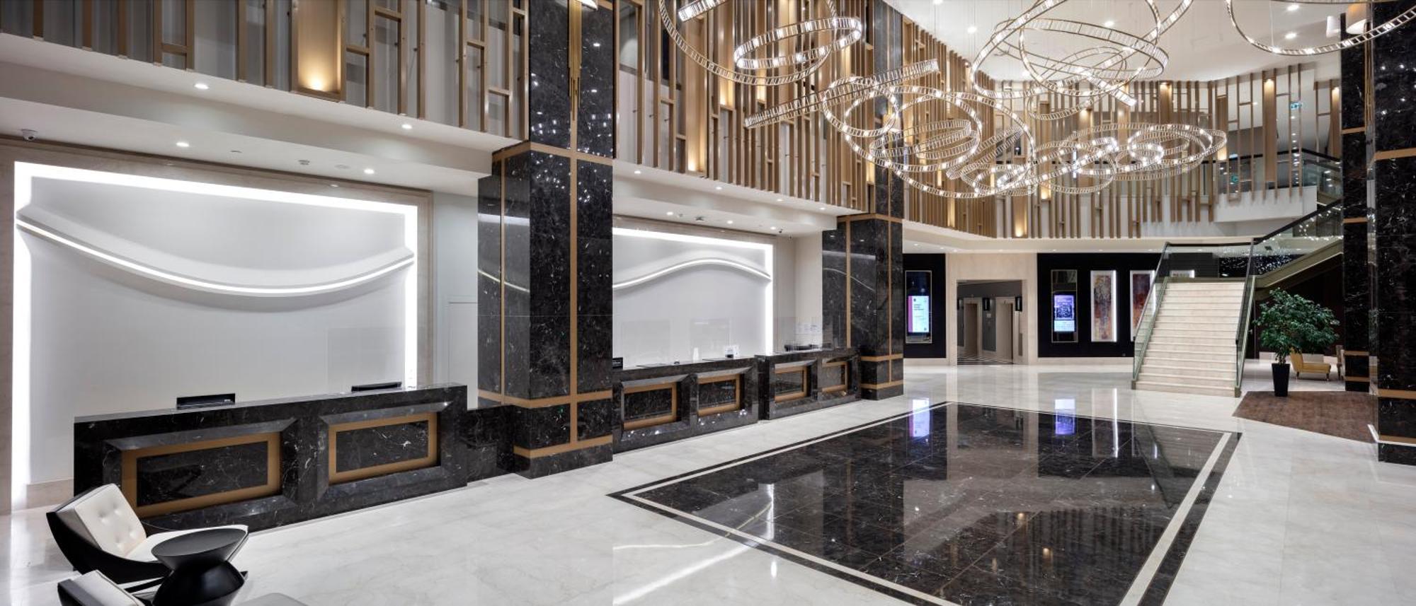 Hilton Istanbul Bakirkoy Hotel Exterior photo Lobby